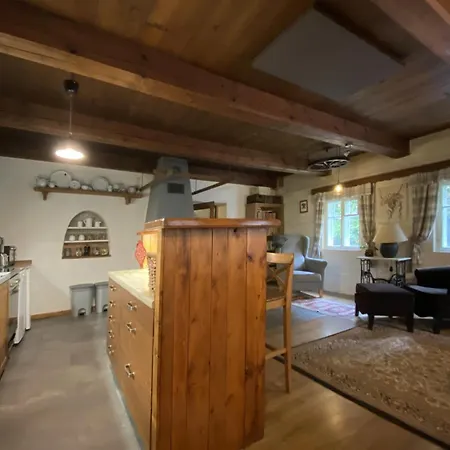 Dobroslov 度假居 Ceska Metuje